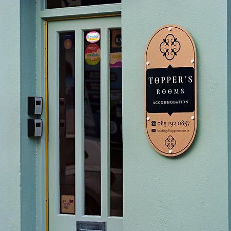 Topper'S Rooms Guest Accommodation Carrick-on-Shannon Exterior photo