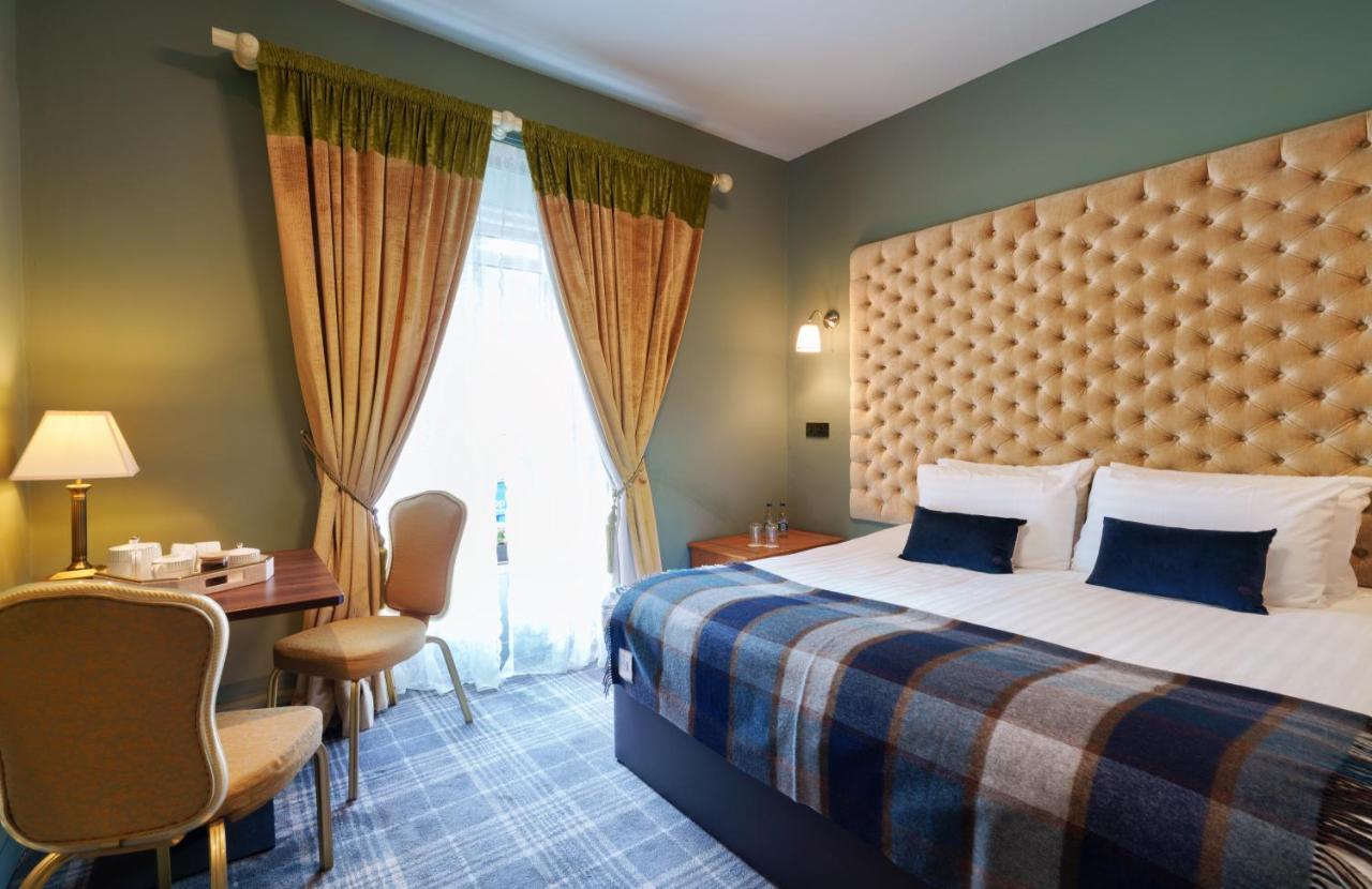 Topper'S Rooms Guest Accommodation Carrick-on-Shannon Exterior photo