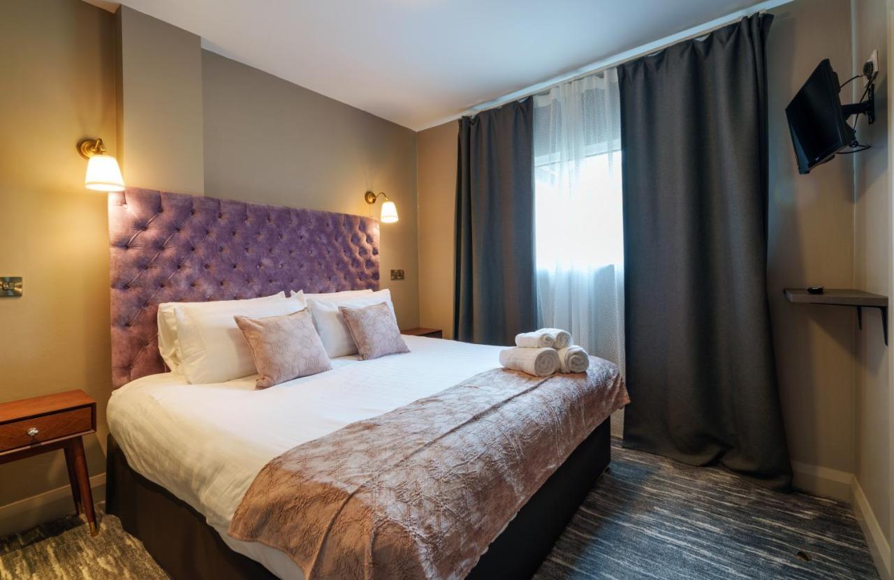 Topper'S Rooms Guest Accommodation Carrick-on-Shannon Exterior photo